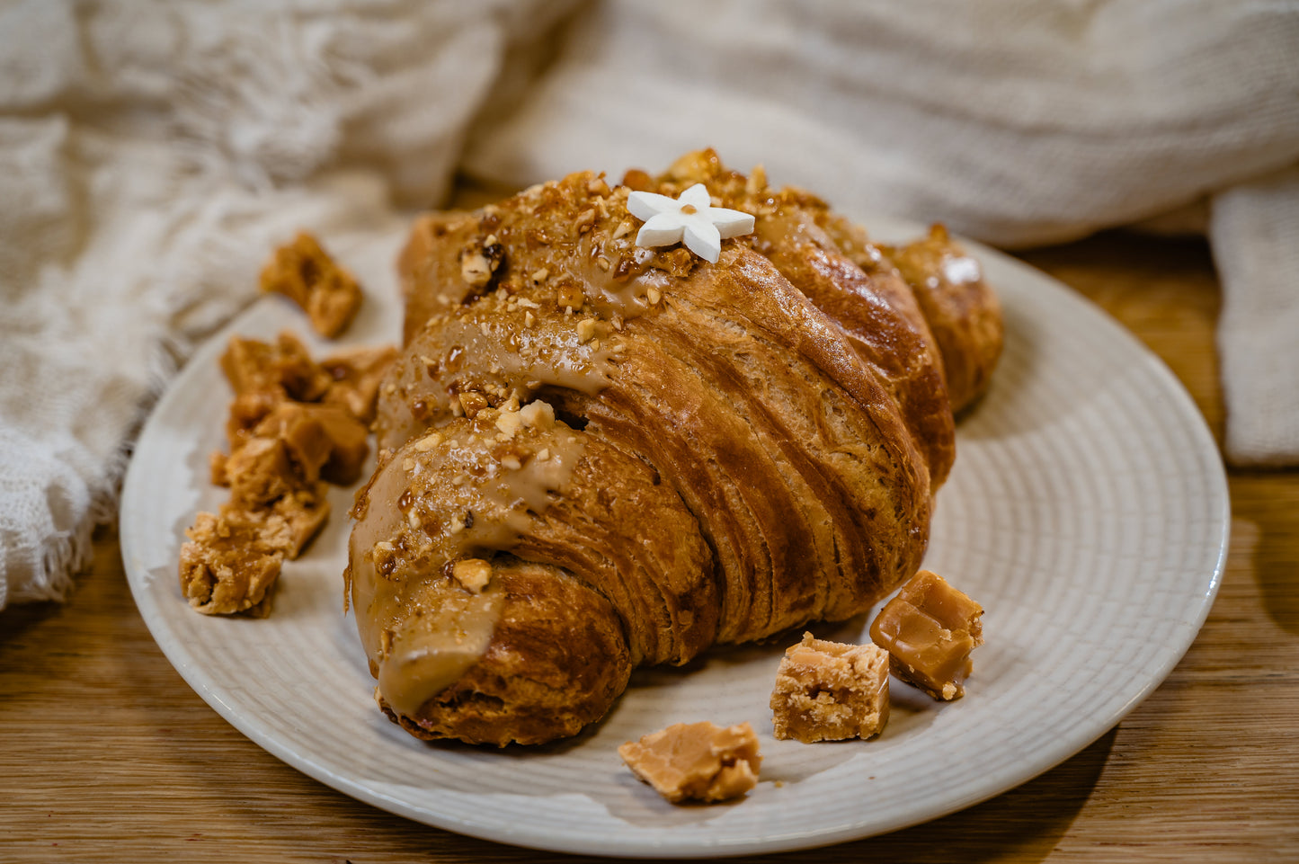 Croissant cu cremă de caramel 140 g
