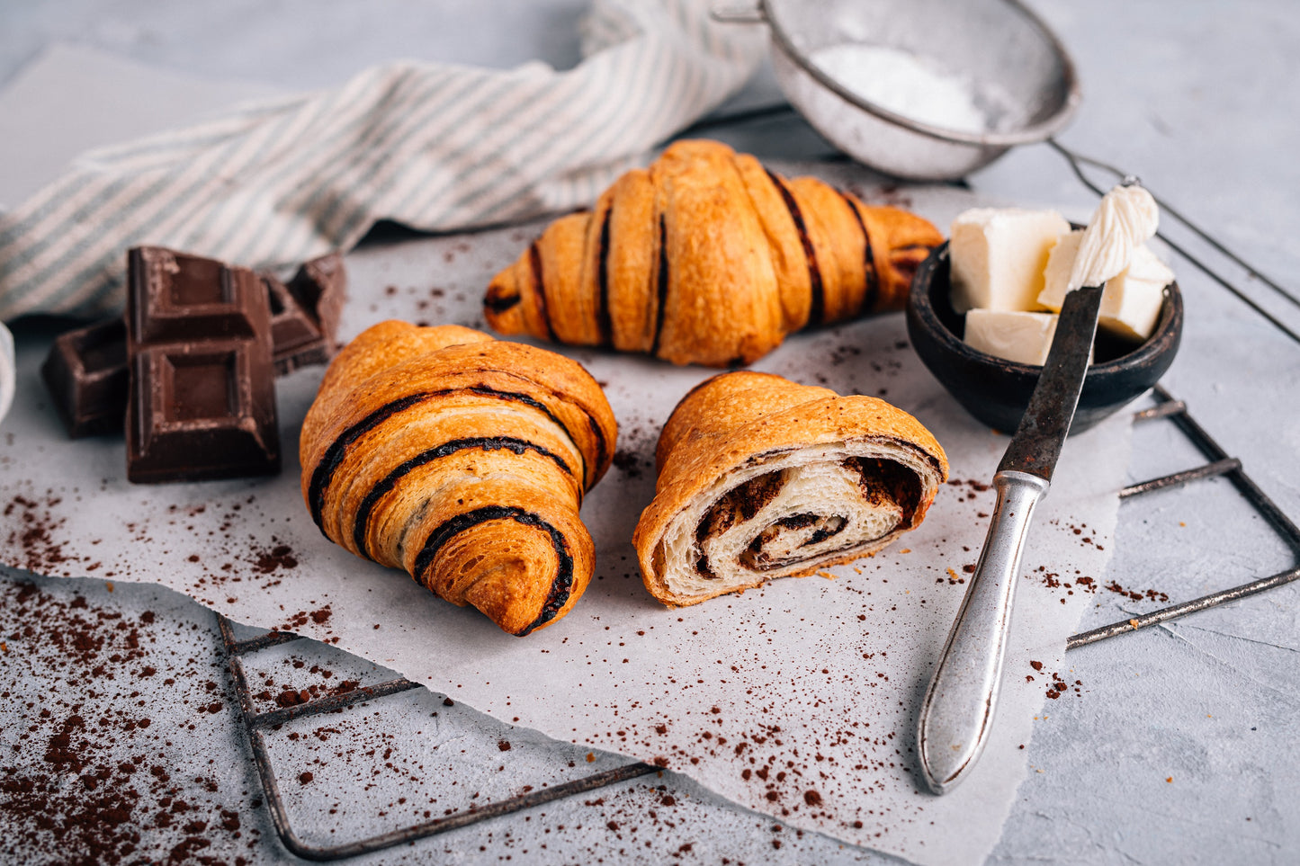 Croissant cu ciocolată 100 g