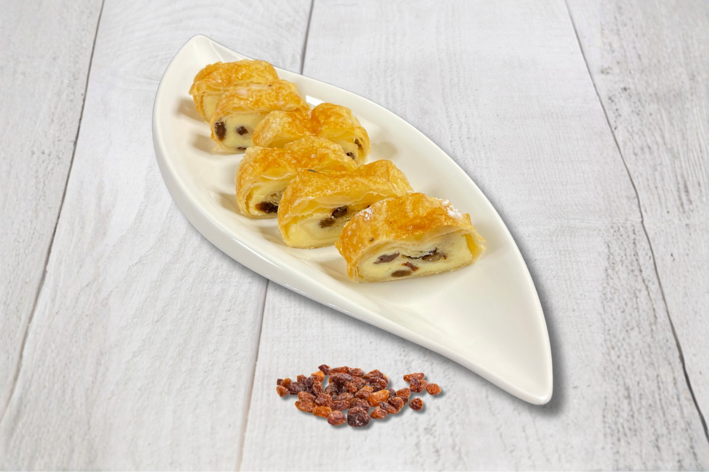 Ștrudel cu brânză dulce și stafide 350 g