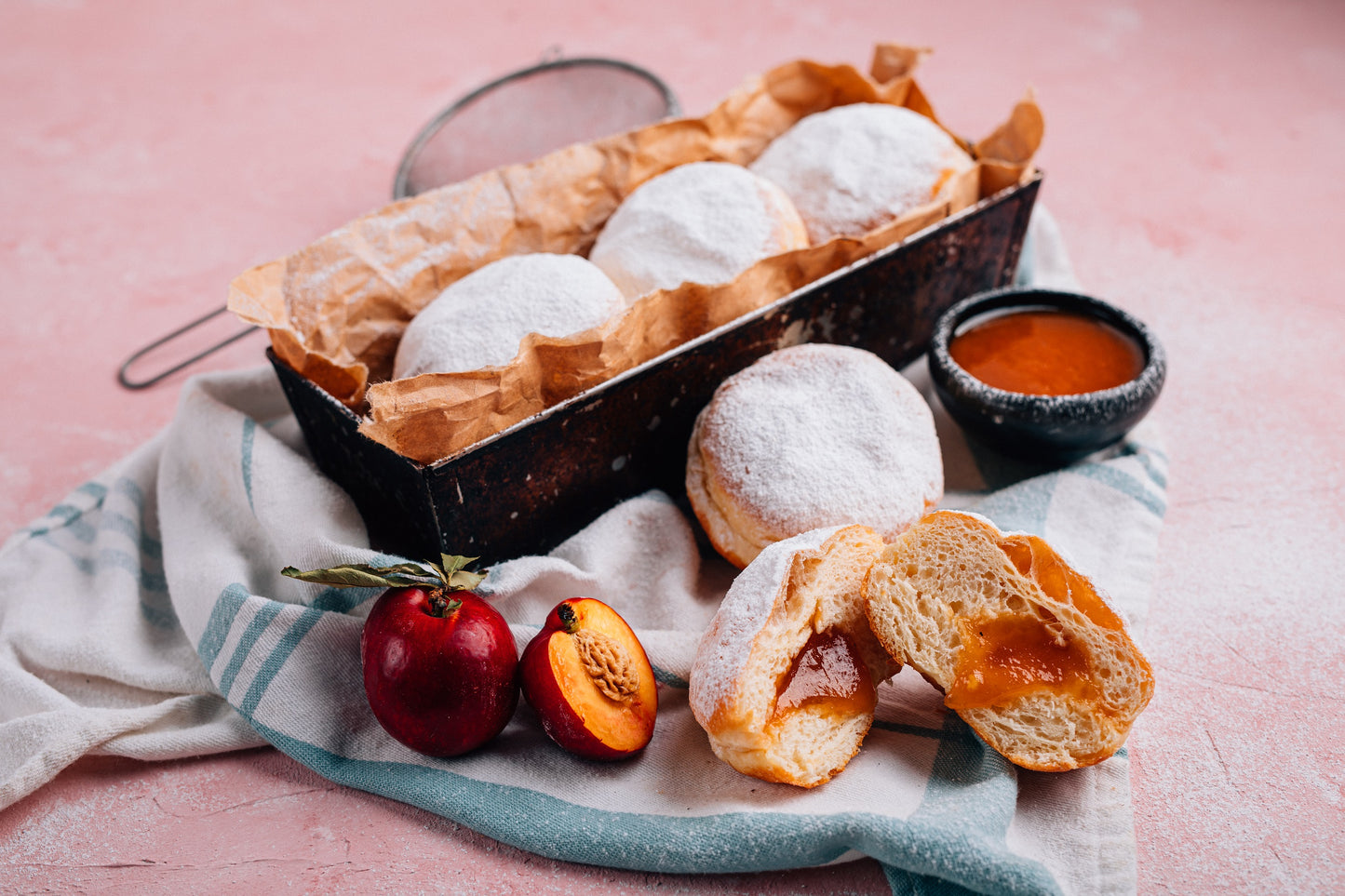 Gogoși cu gem de caise 85 g