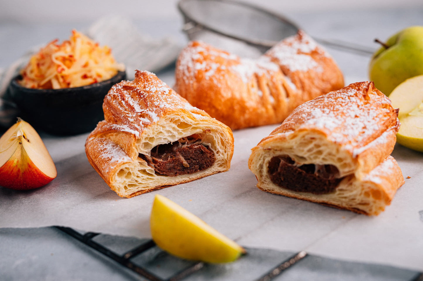 Foietaj cu umplutură de mere 100 g