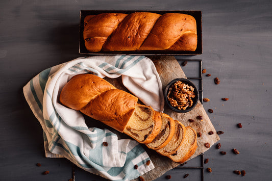 Cozonac cu nucă 650 g